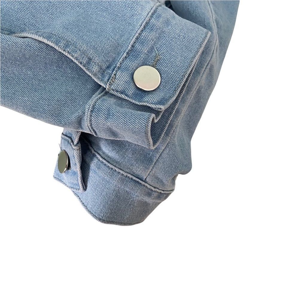 Shein Front Button Raw Hem Crop Denim Jacket in Size XS - Picture 4 of 11